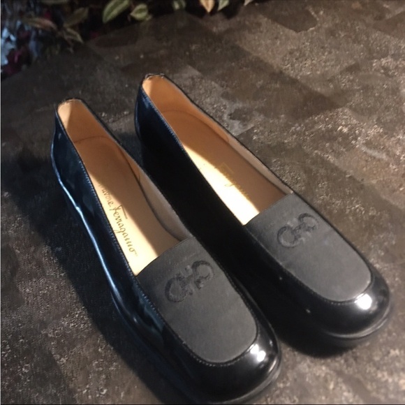 SALVATORE FERRAGAMO WOMAN’S PATENT LEATHER SHOES SIZE 8 2 A’ - Picture 10 of 11
